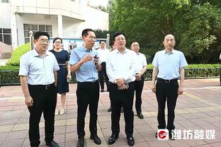 埃里克-戈登：看到比尔打出侵略性很棒 他更多地扮演控卫