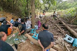 劳塔罗本场数据：7射3正，12次对抗10成功，5次被犯规，评分7.6分